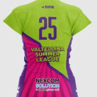 nine l Sette Woman T-shirt Valtellina